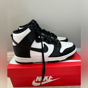 Nike Women's Panda Dunk high size 8.5